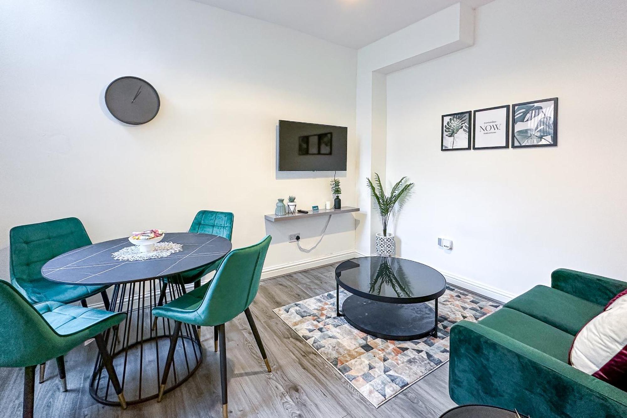 Ashfield Co-Living - Private Room Self-Cater Manchester Buitenkant foto