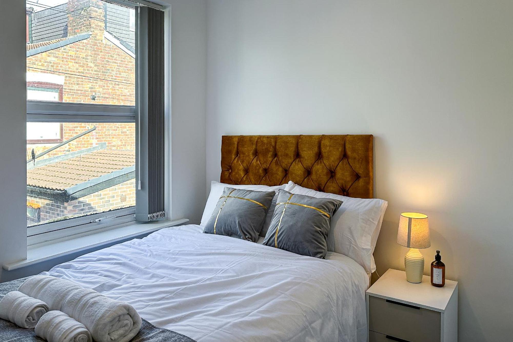 Ashfield Co-Living - Private Room Self-Cater Manchester Buitenkant foto